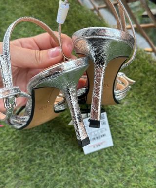 Sandalias plateadas T.39