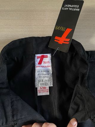 Kimono Tiger Claw Negro talla 5 / 180 cm