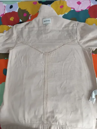 Sobrecamisa étnica beige sin usar