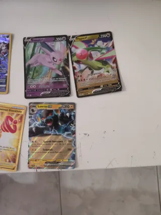 13 Carte Pokemon - Lycanroc, Charizard, Pikachu