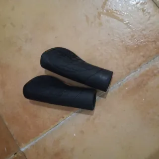 Chasis, manillar y rueda delantera patinete