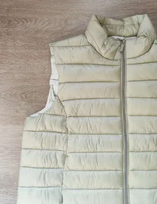 Abrigo chaleco beige nuevo XL