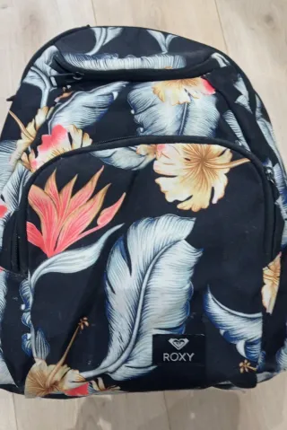 Mochila Roxy Estampada Floral Negra