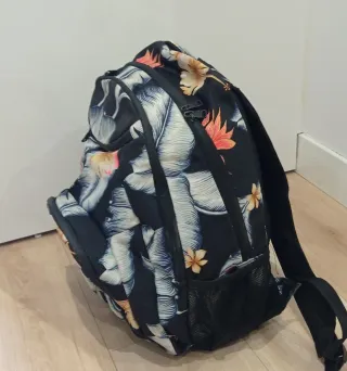 Mochila Roxy Estampada Floral Negra