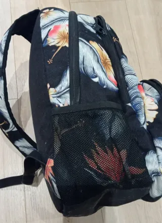 Mochila Roxy Estampada Floral Negra