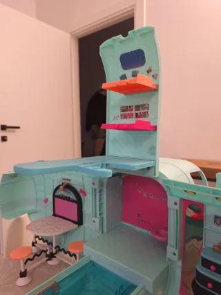 LOL Surprise Kamper Glam N' Go