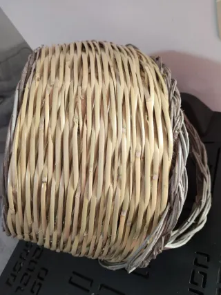 Cesto artigianale sardo in canna e olivastro