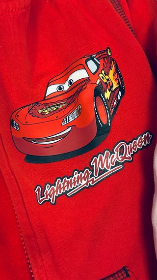 Sudadera Cars Rayo McQueen Talla 122