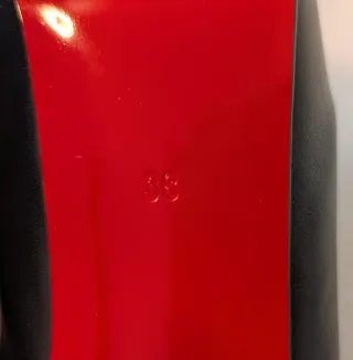 Zapatos Angari cuero negro y suela roja talla 38