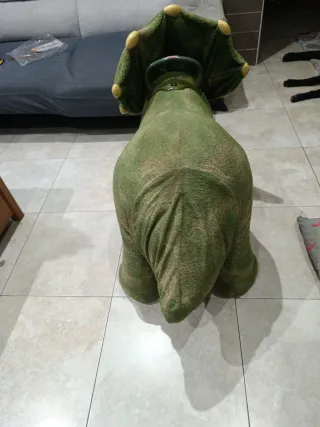 Kota el Triceratops Peluche