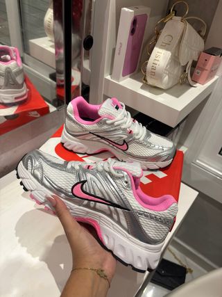 Nike Air Max Moto 2K