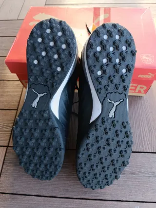 Zapatillas Puma Fútbol Talla 46