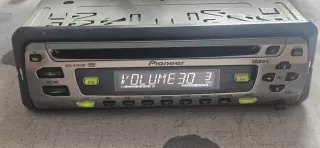 Radio CD Pioneer DEH-3700MP