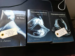 CINCUENTA SOMBRAS DE GREY