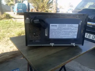 Microondas Toshiba Negro