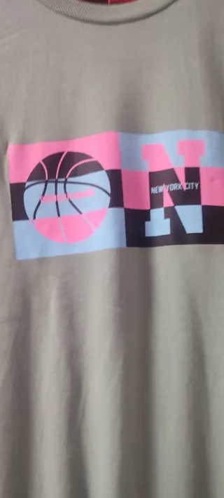 Camiseta chico Talla L - Nueva