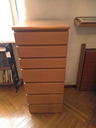 Cassettiera in legno marrone