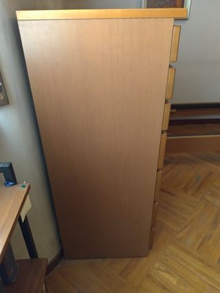 Cassettiera in legno marrone