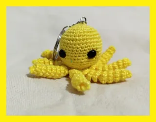 Pulpo Crochet Amarillo Llavero