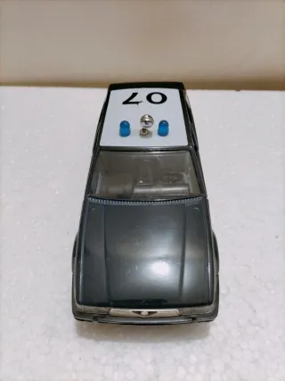 Alfa Romeo 75 Carabinieri 1/24