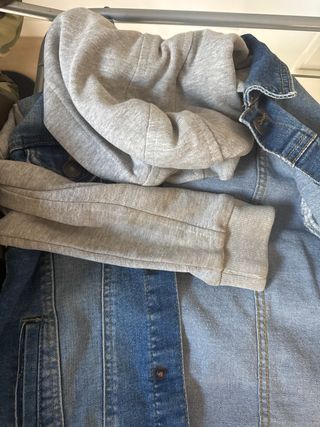 Chaqueta Camuflaje y cazadora vaquera niño