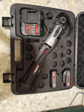 Prensa multicapa con accesorios