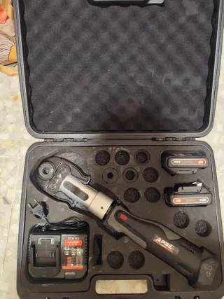 Prensa multicapa con accesorios