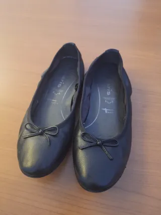 Ballerine nere in vera pelle Tamaris punta rotonda
