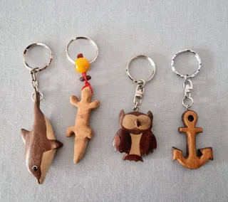 Lote 10 llaveros madera: animales y más