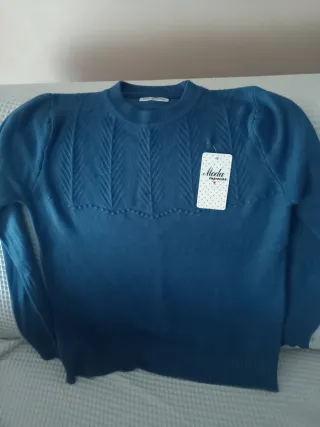 Lote 2 jerseys MODA IMPRESIÓN nuevos M/L