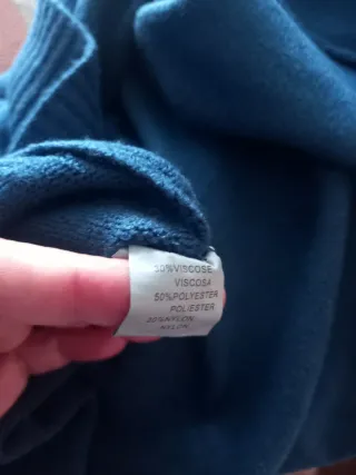 Lote 2 jerseys MODA IMPRESIÓN nuevos M/L