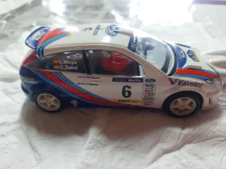 Coche Scalextric Ford Focus Rally