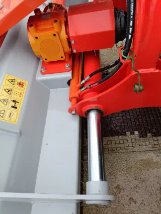 Desbrozadora Ventura Ural 240