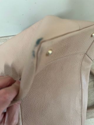 Bolso Pedro del Hierro rosa maquillaje