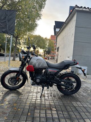 Royal Enfield Scram 411