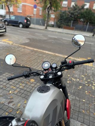 Royal Enfield Scram 411