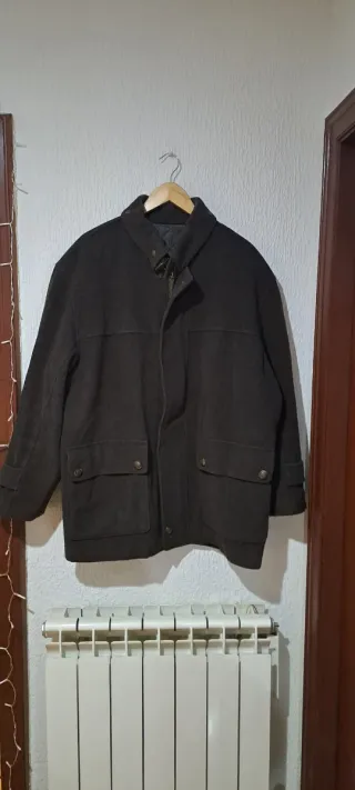 Chaquetón grueso hombre marrón