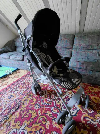 Silla de paseo marca Chicco,con poco uso.