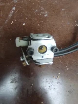 Carburador y deposito  para desbrozadora