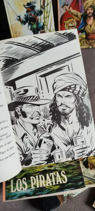 LOTE EMILIO SALGARI - NOVELA DE AVENTURAS