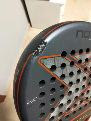 Pala de pádel Nox AT10 Genius 18K+