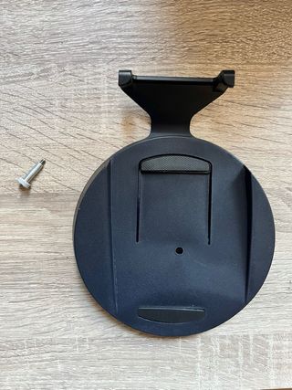 PS5 con lector + 2 mandos + 2 juegos + base de car