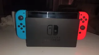 Nintendo Switch Azul y Rojo