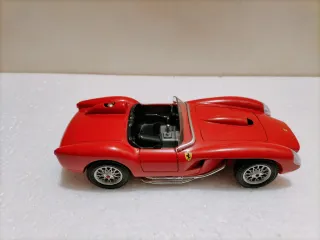 Ferrari 250 Testa Rossa Bburago 1/24