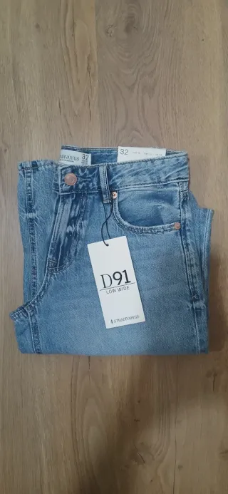 Pantalón Stradivarius D91 Low Wide Talla 32
