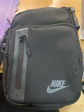 Riñonera Nike Negra