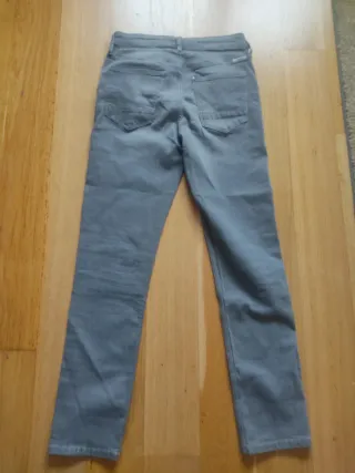 Pantalón Vaquero H&M Gris Claro Talla 170.