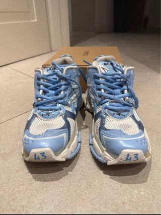 Balenciaga Runner