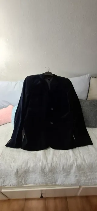 Chaqueta H&M Hombre Talla 52 color azul marino.