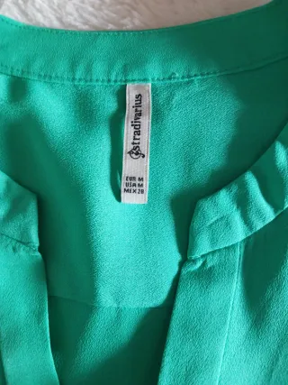 Camisa Stradivarius verde talla M